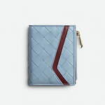 ボッテガ・ヴェネタ24年夏ウィメンズアクセサリー、大粒の淡水パールネックレス＆“魚のヒレ”風ピアス｜写真14