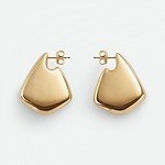 ボッテガ・ヴェネタ24年夏ウィメンズアクセサリー、大粒の淡水パールネックレス＆“魚のヒレ”風ピアス｜写真4