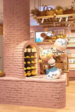 「ちいかわベーカリー」常設店が東京・表参道オモカドにオープン、ハチワレのフェイス型パン｜写真43