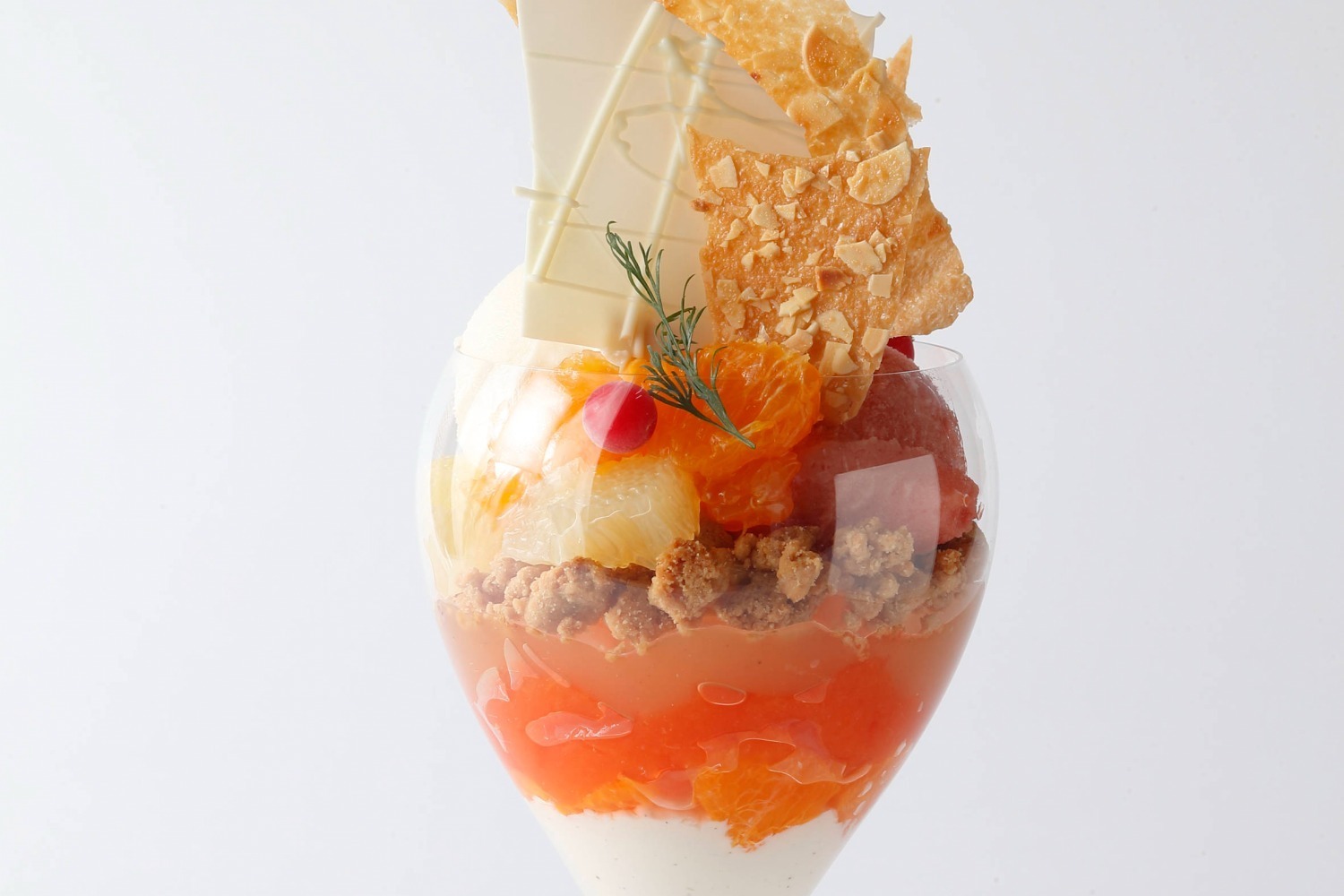 エンポリオ アルマーニ カフェ“柑橘×リキュール”が主役の爽やかな限定パフェ、心斎橋パルコ店で