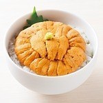 新宿高島屋「初夏の大北海道展」エビ・カニ・ウニの海鮮丼や夕張メロンパフェなど北のグルメ約80店が集結｜写真1