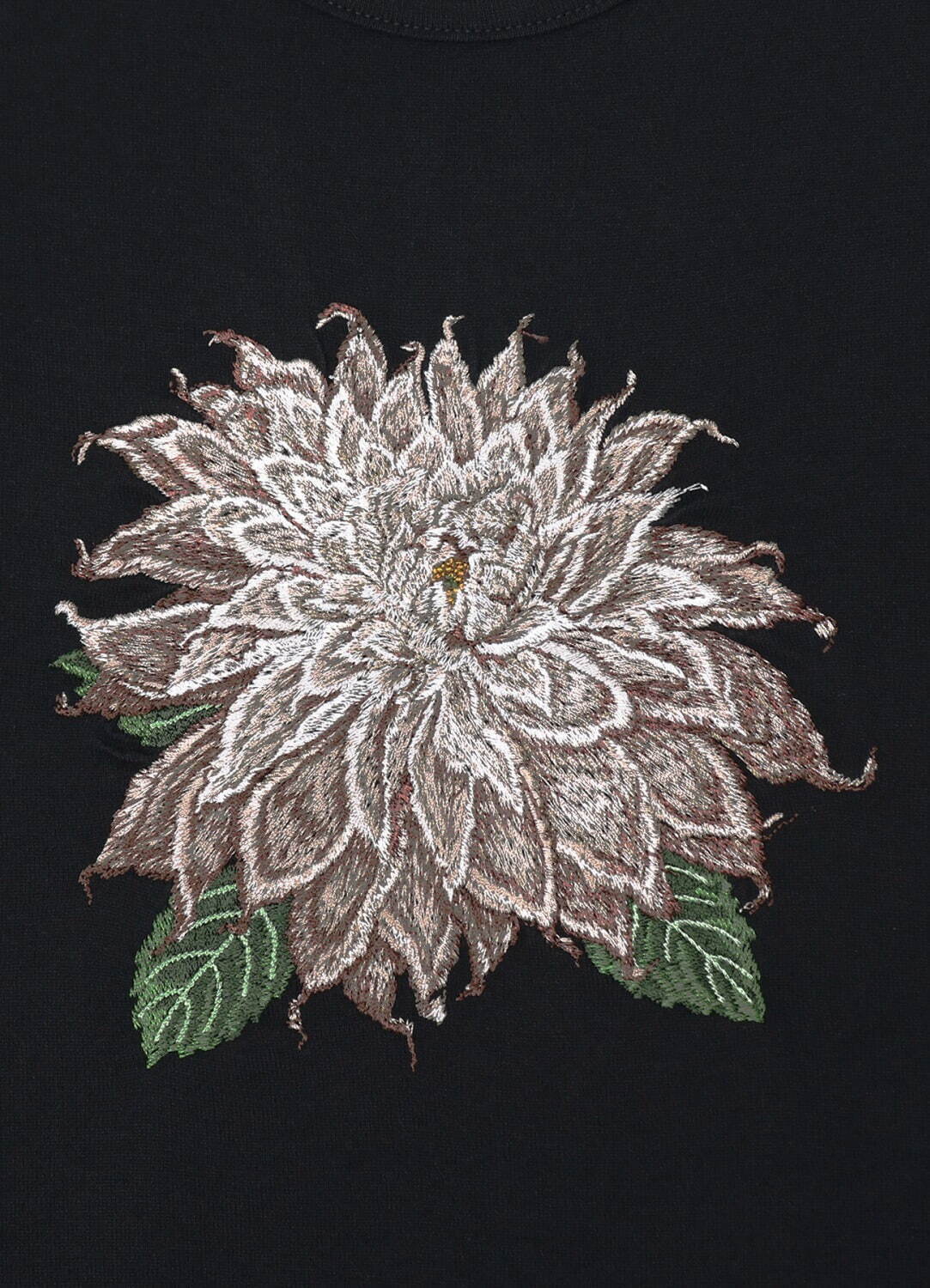 ワイルドサイド ヨウジヤマモト 白いダリアの刺繍Tシャツやフーディなど｜写真3