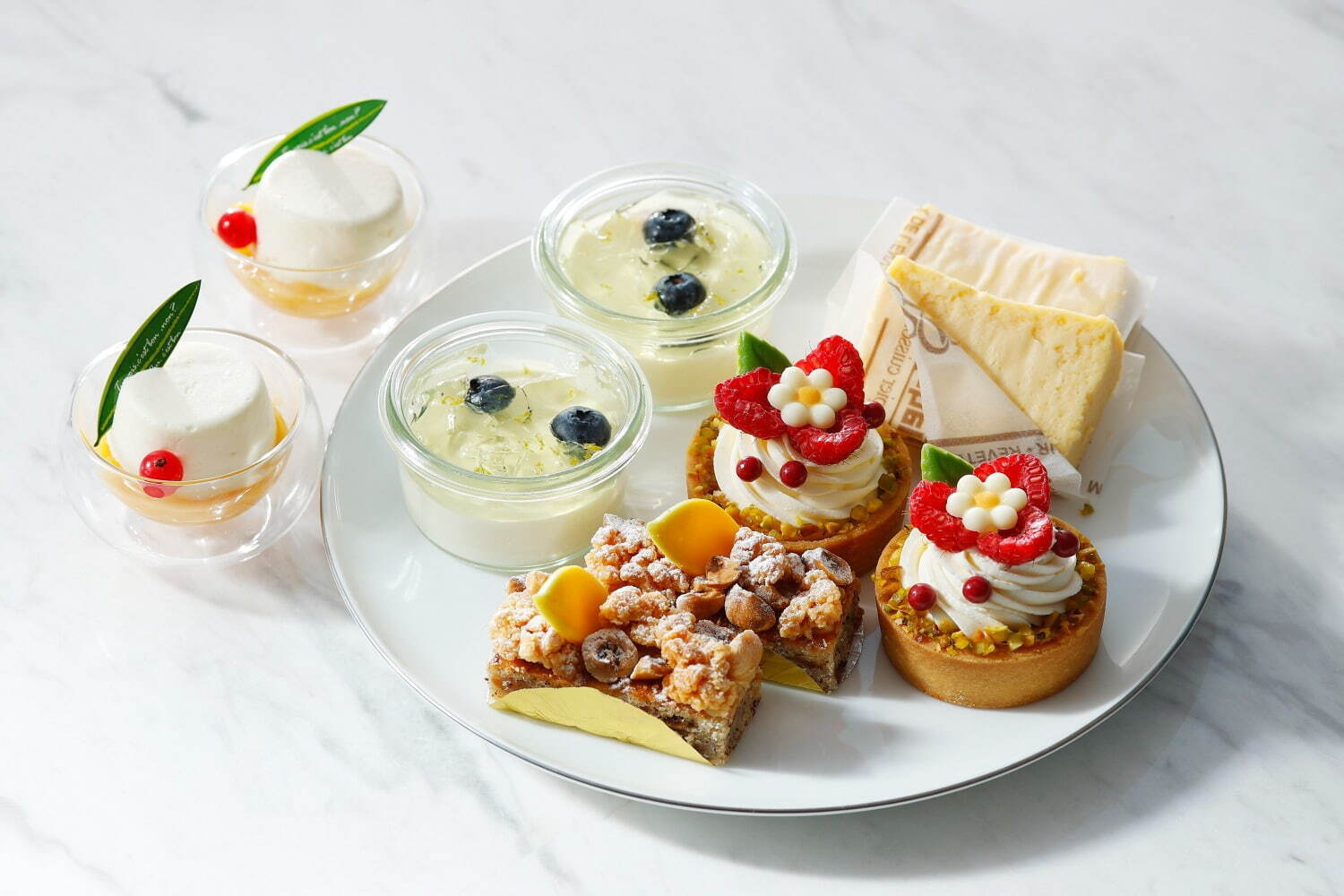 ウェスティンホテル東京の「チーズ アフタヌーンティー」多彩なチーズを使ったスイーツ＆セイボリー｜写真2