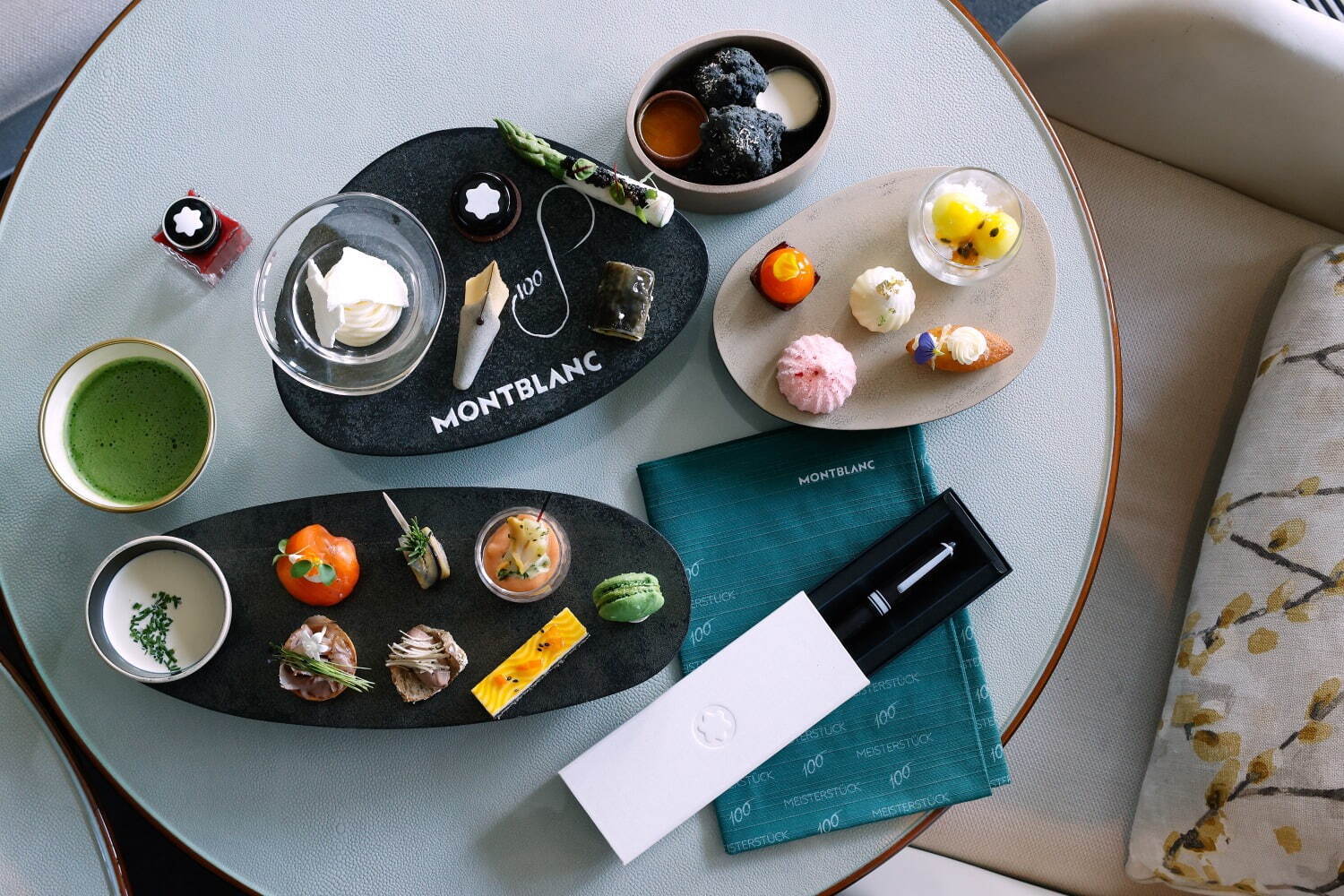パレスホテル東京×モンブラン“最高峰万年筆”モチーフのアフタヌーンティー、ペン型ショコラなど｜写真8