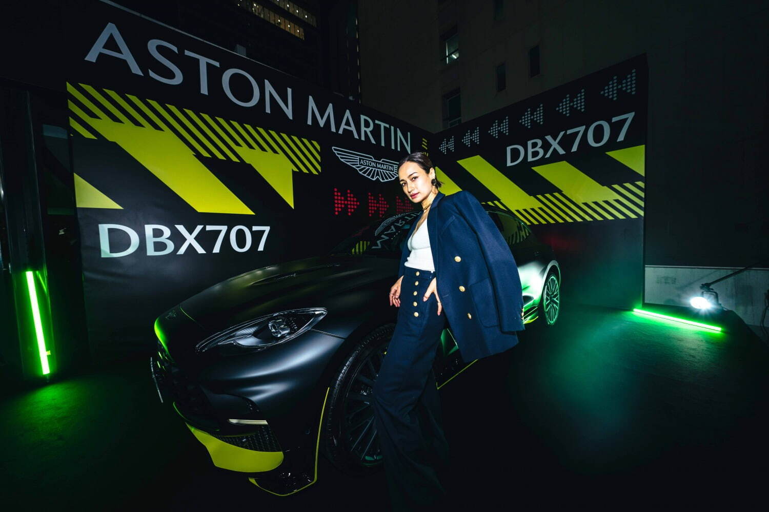 アストンマーティン「DBX707」日本限定SUV、“ネオン輝く高速道路”着想ブラック×ライムグリーン｜写真21
