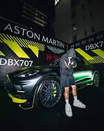 アストンマーティン「DBX707」日本限定SUV、“ネオン輝く高速道路”着想ブラック×ライムグリーン｜写真19
