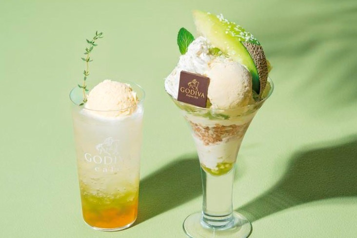 ゴディバカフェ、メロン×ホワイトチョコレートのパフェやマンゴーフレンチトーストなど夏の限定メニュー