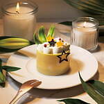 アトリエ ドゥ ゴディバ24年夏、マンゴーのせ贅沢チョコレートのマカロンや“カフェラテ風”タルト｜写真6