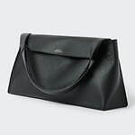 スタジオ ニコルソン新作バッグ、“プリーツ表現”レザーショルダーやスエード素材の台形バッグ｜写真8