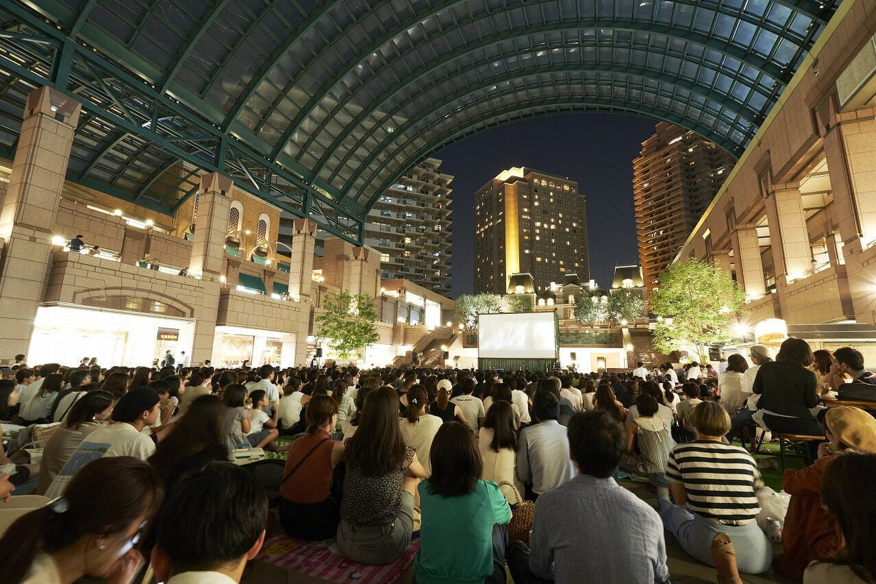 恵比寿ガーデンプレイスで野外映画鑑賞「ピクニックシネマ」『君
