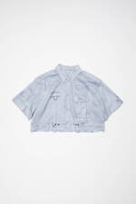 アクネ ストゥディオズ夏ウェア、リボン連ねた花柄シアーブラウス＆“目”モチーフのピンクシャツ｜写真29