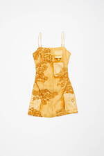 アクネ ストゥディオズ夏ウェア、リボン連ねた花柄シアーブラウス＆“目”モチーフのピンクシャツ｜写真34