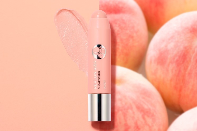 コーラル｜レブロンの人気リップケア「キス シュガー スクラブ」24年秋新色、ジューシー桃のピンク色＆甘い香り