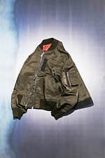 サカイ(sacai) クラシックス｜写真1