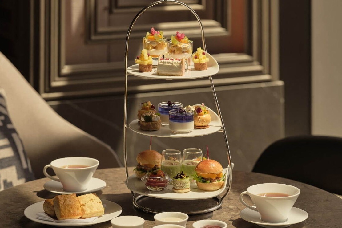 ジャヌ東京“トロピカルフルーツ”アフタヌーンティー、色が変わるバタフライピージュレなど