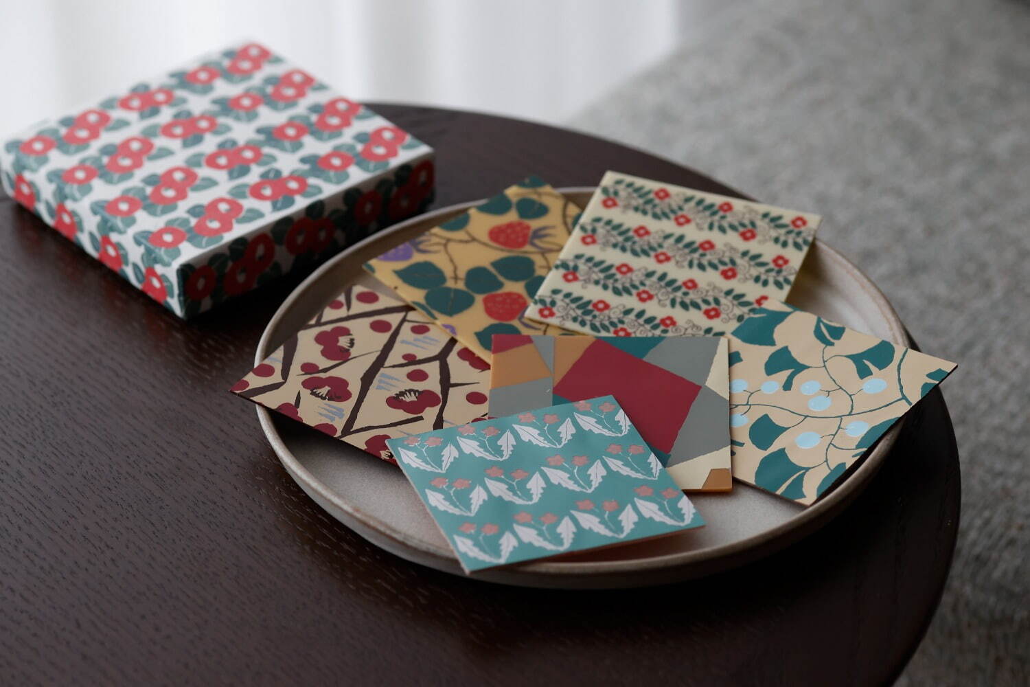 「千代ちょこ-竹久夢二」6枚入り 4,200円/12枚入り 8,000円