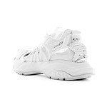 ヴェルサーチェ“SF”着想の24年春夏新作スニーカー、大胆なカットアウトアッパー×編み込みストラップ｜写真3