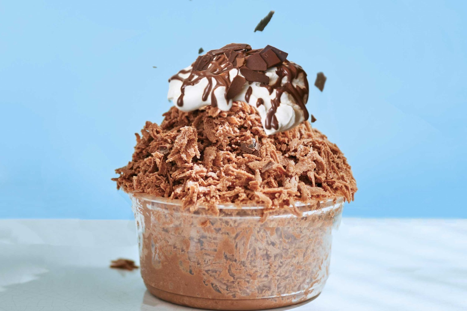 カカオニブ｜メゾンカカオ「生かき氷 チョコレート」香ばしい“カカオマス”主役の24年夏限定スイーツ