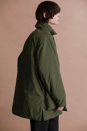 ヴィクティム(VICTIM) 2024-25年秋冬ウィメンズ&メンズコレクション  - 写真2