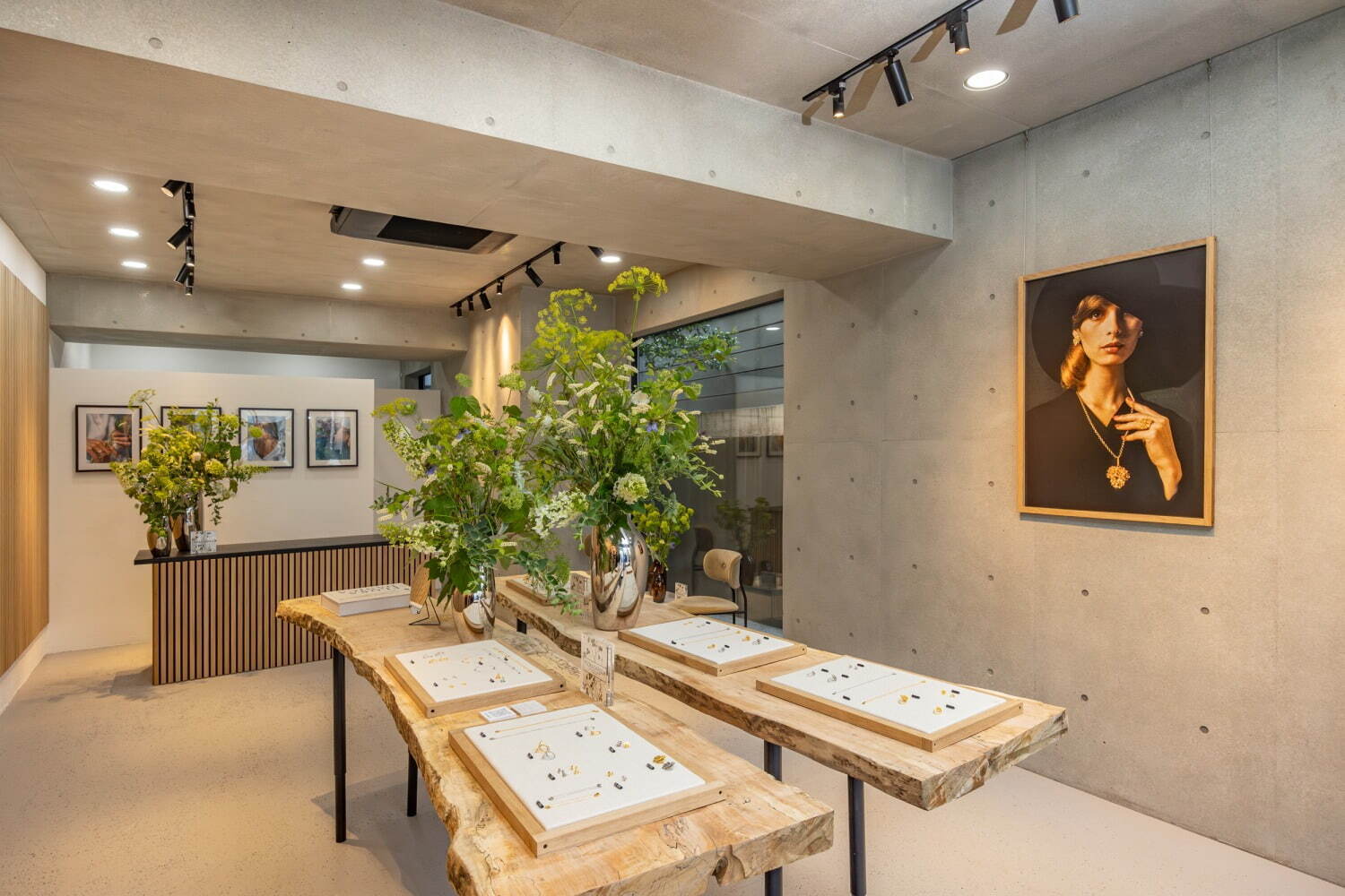 「フローラダニカ」東京・南青山に世界初の旗艦店オープン、四つ葉のクローバー型ジュエリーなど｜写真2