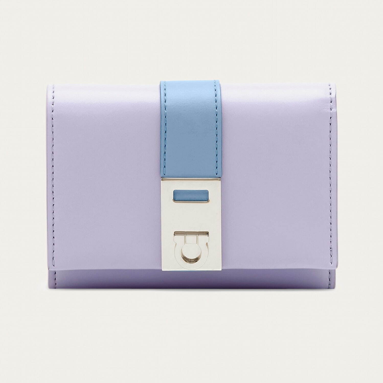 FERRAGAMO直営店 ハグ バイカラー コンパクトウォレット バイカラーの「ハグ」バッグや財布など伊勢丹新宿店限定アイテム