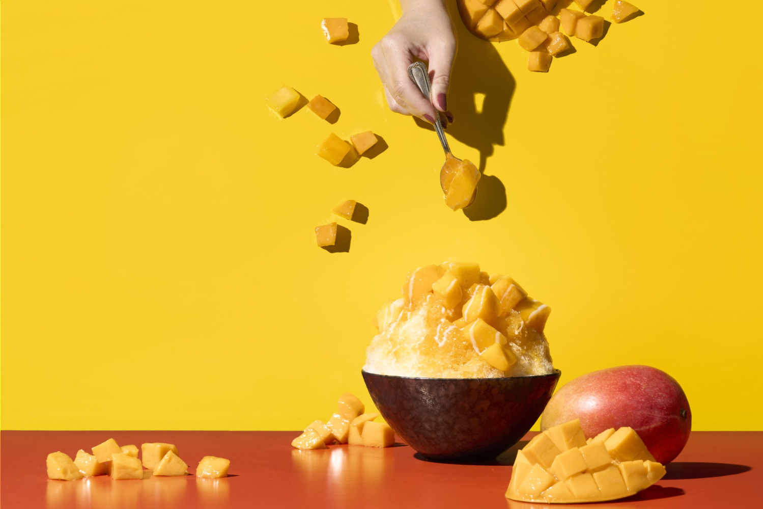 スイーツビュッフェ｜セント レジス ホテル 大阪の夏ブッフェ「アジアンデザート冰冰花」監修の“マンゴー冰”など