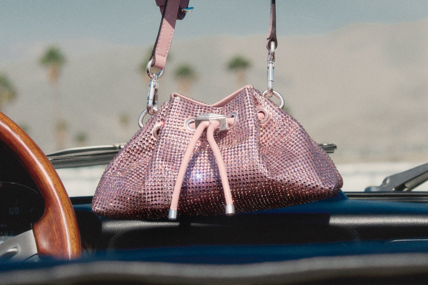 【YOU☆様】【JIMMY CHOO】ピンヒール　ヌードカラー　34 ジミー チュウ24年夏ウィメンズバッグ「シンチ」開け口を