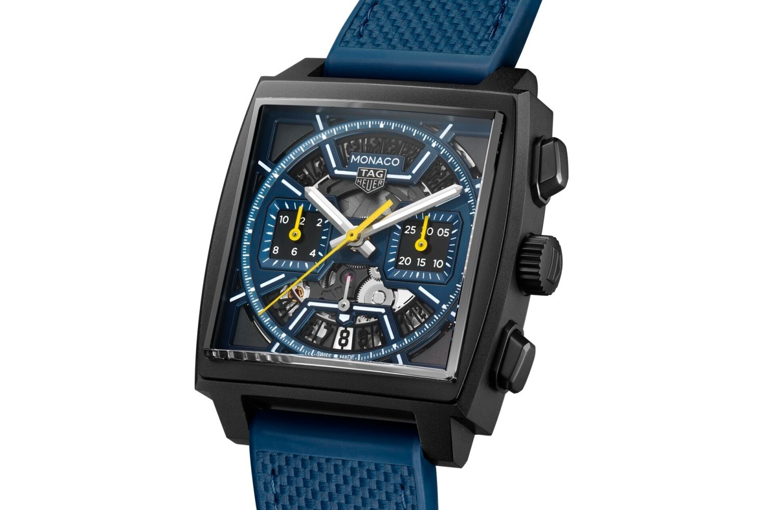 TAG Heuer ブラックダイアル 時計 タグ・ホイヤー、オールブラック チタン製のTAG Heuer Connected