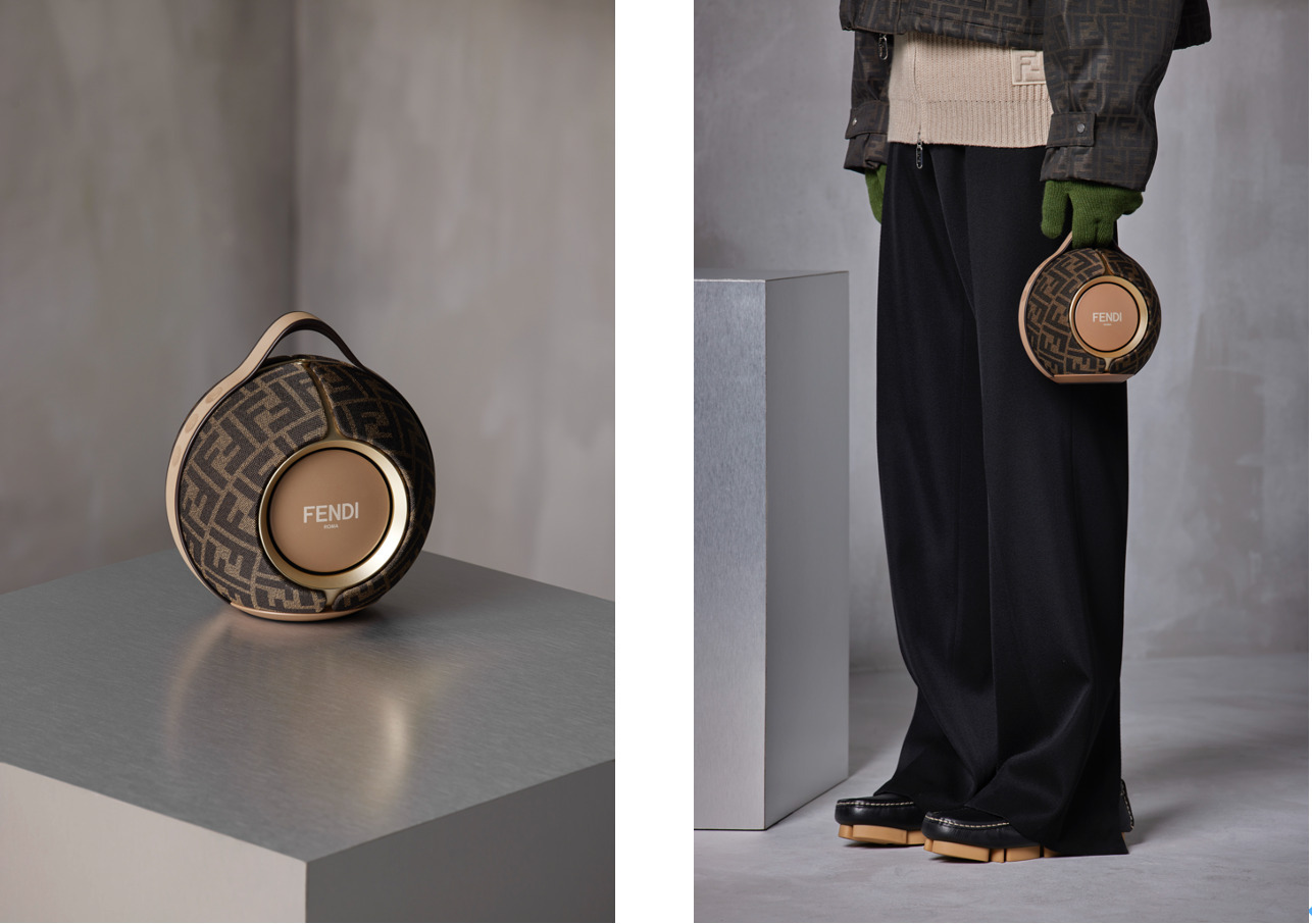 FENDI 新品未使用　ブラウンFFファブリック ポータブルスピーカー FENDI 新品未使用 ブラウンFFファブリック ポータブルスピーカー