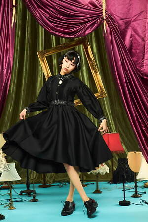 ハザマ(ha | za | ma) 2024-25年秋冬ウィメンズ&メンズコレクション  - 写真17