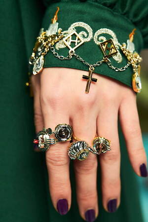 ハザマ(ha | za | ma) 2024-25年秋冬ウィメンズ&メンズコレクション  - 写真19