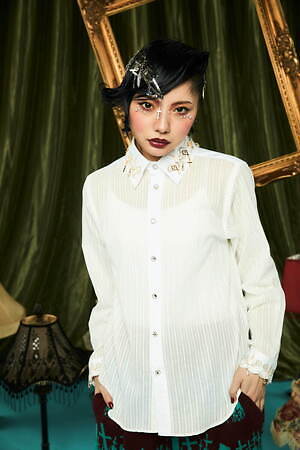 ハザマ(ha | za | ma) 2024-25年秋冬ウィメンズ&メンズコレクション  - 写真30