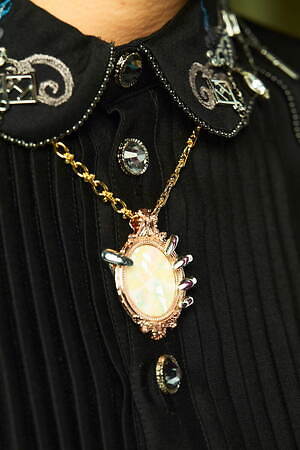 ハザマ(ha | za | ma) 2024-25年秋冬ウィメンズ&メンズコレクション  - 写真32