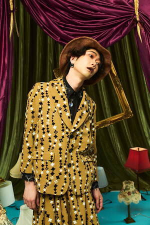 ハザマ(ha | za | ma) 2024-25年秋冬ウィメンズ&メンズコレクション  - 写真35