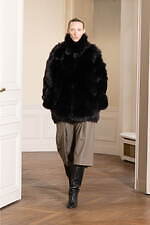 シュタイン 2024年秋冬コレクション - 緩やかさに溶けこむ華やぎと官能性｜写真6