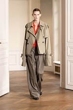 シュタイン 2024年秋冬コレクション - 緩やかさに溶けこむ華やぎと官能性｜写真24