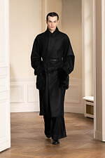 シュタイン 2024年秋冬コレクション - 緩やかさに溶けこむ華やぎと官能性｜写真36