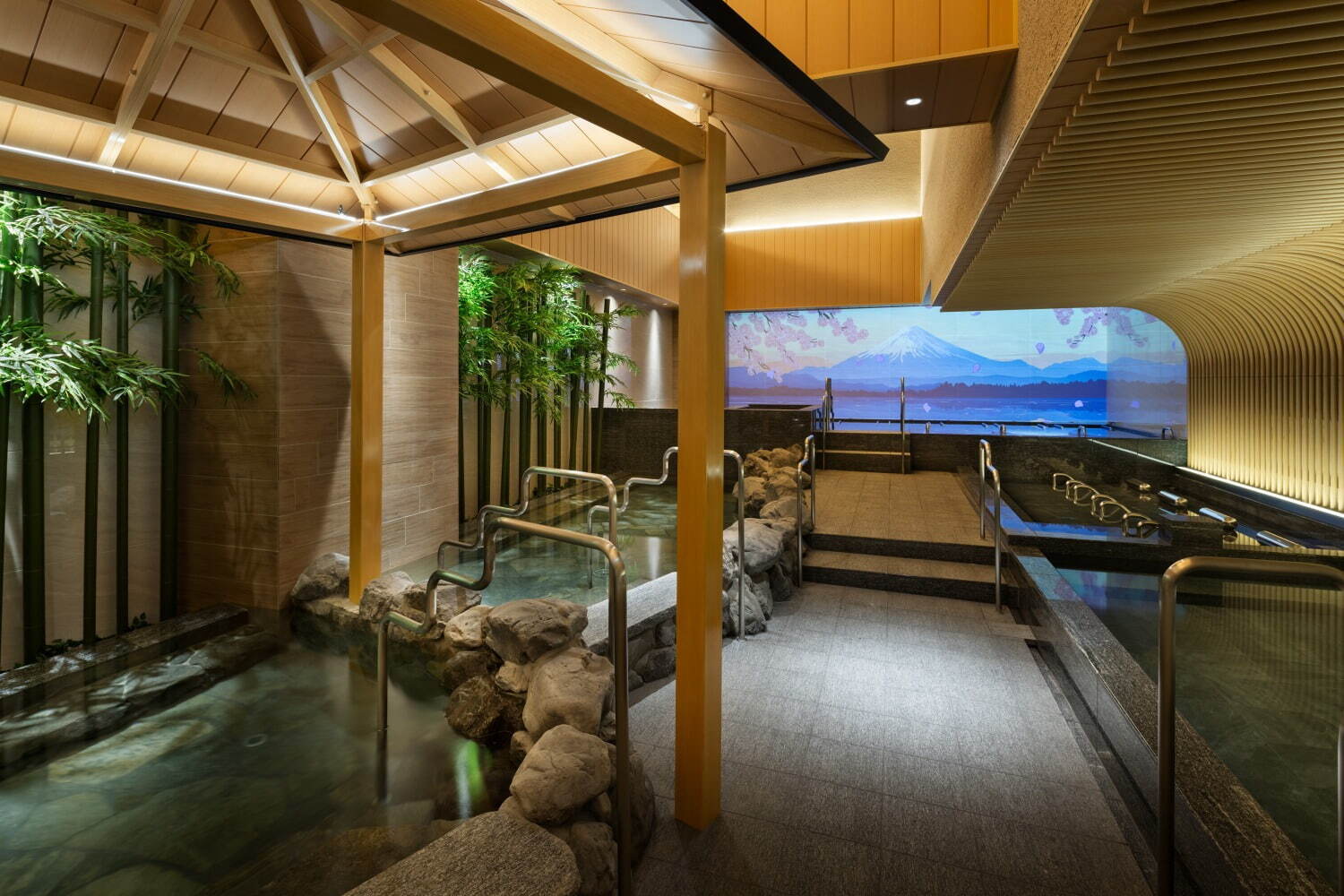 【大阪府・グラングリーン大阪】関西最大級スパ「うめきた温泉 蓮 ウェルビーイング パーク」