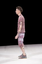 ホワイト マウンテニアリング (White Mountaineering)の2011年春夏コレクション｜写真4