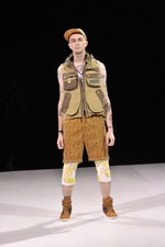 ホワイト マウンテニアリング (White Mountaineering)の2011年春夏コレクション｜写真24