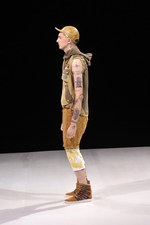 ホワイト マウンテニアリング (White Mountaineering)の2011年春夏コレクション｜写真25