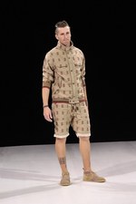 ホワイト マウンテニアリング (White Mountaineering)の2011年春夏コレクション｜写真30