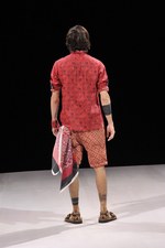 ホワイト マウンテニアリング (White Mountaineering)の2011年春夏コレクション｜写真39