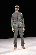 ホワイト マウンテニアリング (White Mountaineering)の2011年春夏コレクション｜写真51