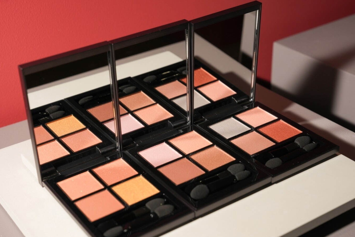 コッパー｜THREE24年秋コスメ“星屑輝く”4色×4質感のアイシャドウパレット誕生、限定ティントリップも