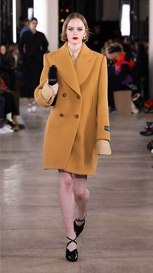 パトゥ(Patou) 2024-25年秋冬ウィメンズコレクション  - 写真10