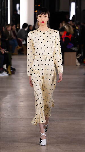 パトゥ(Patou) 2024-25年秋冬ウィメンズコレクション  - 写真32