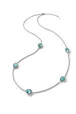 バカラ24年夏ジュエリー、ミニマルピラミッド型ピアス＆“神秘的に輝く”ネックレスなど｜写真18