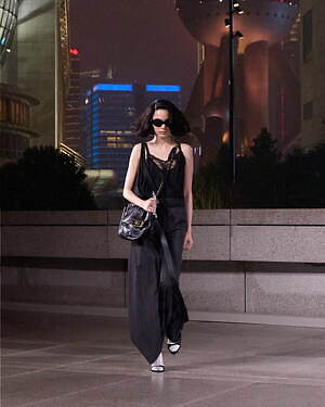 バレンシアガ(BALENCIAGA) 2025年春ウィメンズ&メンズコレクション  - 写真42