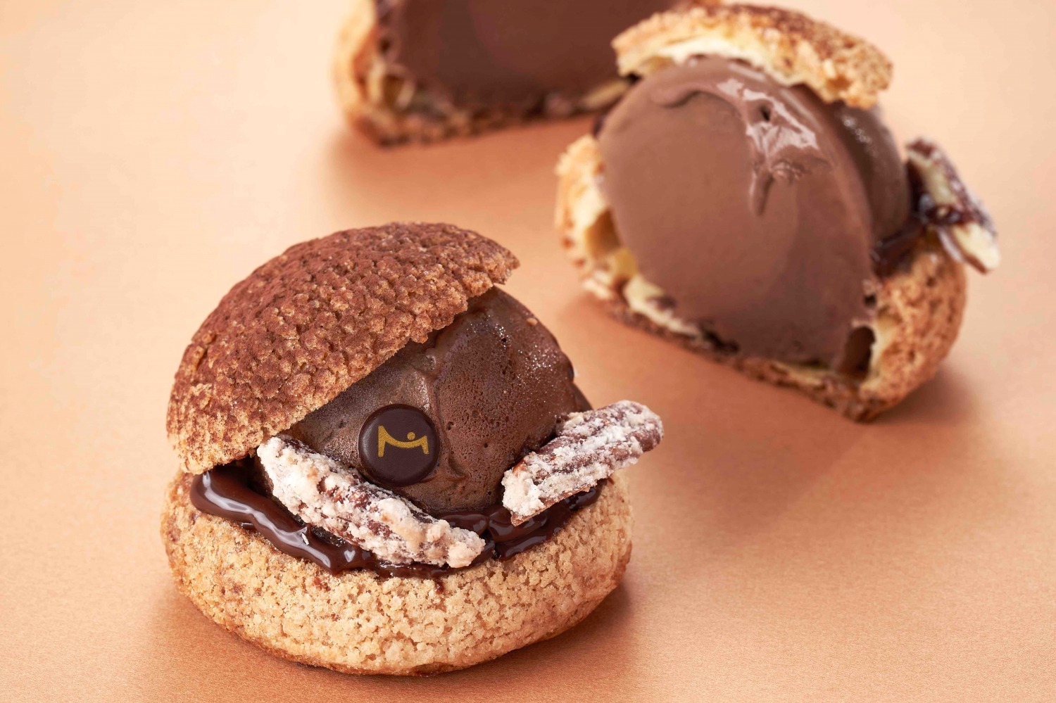 パルフェ｜ラ・メゾン・デュ・ショコラ24年夏スイーツ、ショコラのシューアイスや濃厚カカオの「フラッペ」